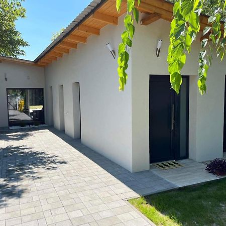 Tallian Lodge Fonyód Exterior foto